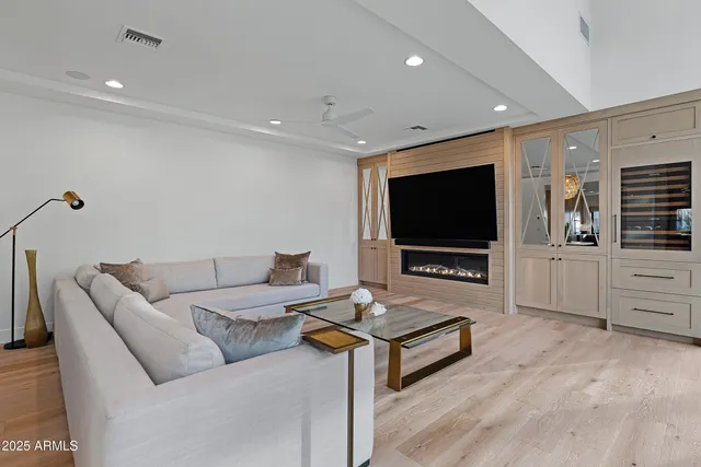 $30,000 | 5841 North Echo Canyon Circle, Scottsdale, AZ 85251