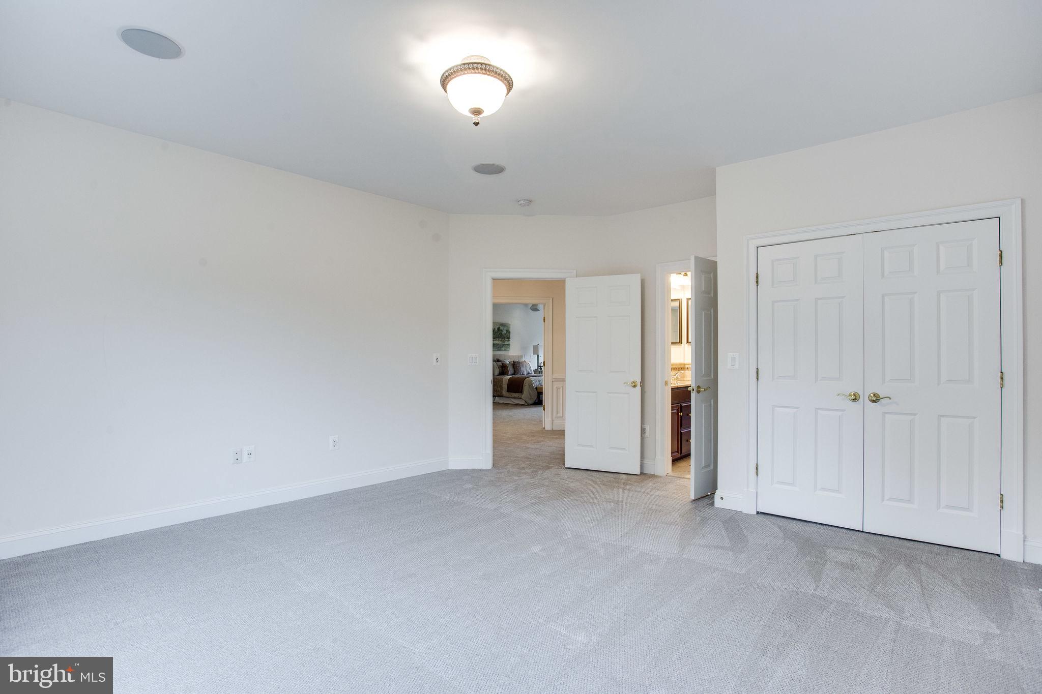 10301 Dunfries Road Vienna, VA 22181 - Photo 69 of 106 Upstairs Bedroom 3