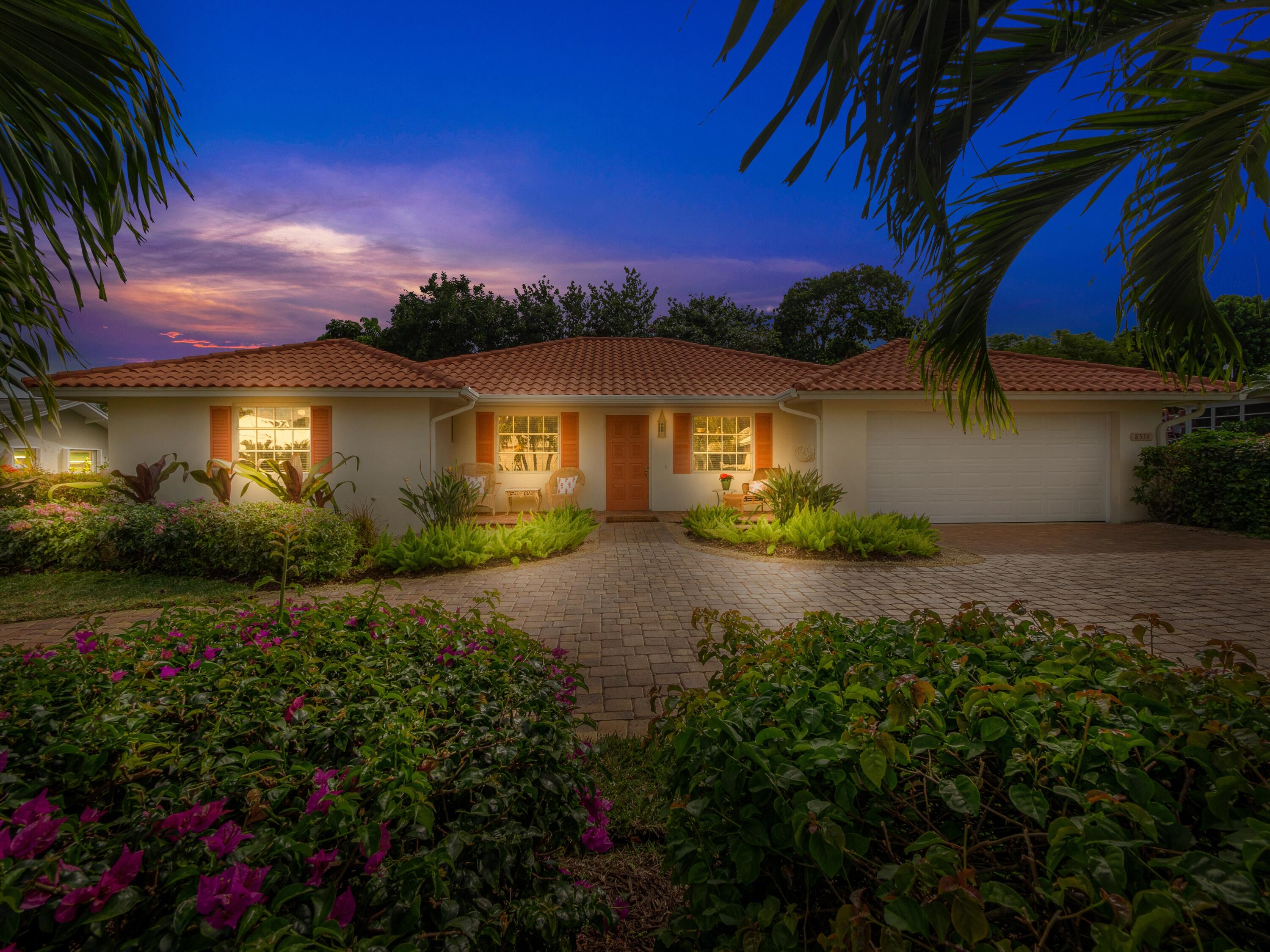 8574 Southeast Seagrape Way Hobe Sound, FL 33455 - Photo 16 of 38 Beautiful at night