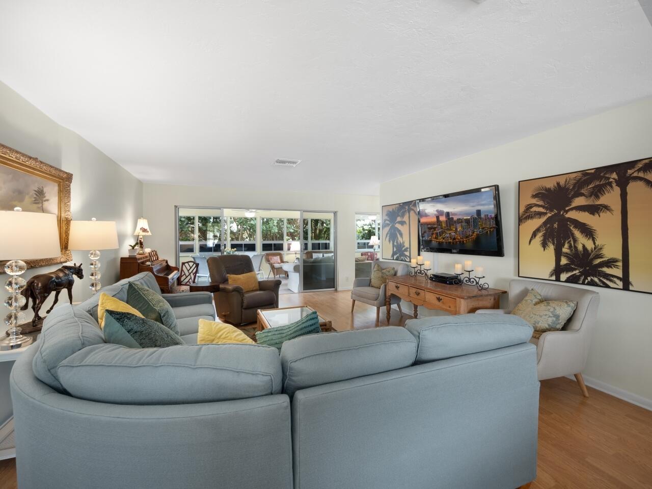 8574 Southeast Seagrape Way Hobe Sound, FL 33455 - Photo 9 of 38 Living Room