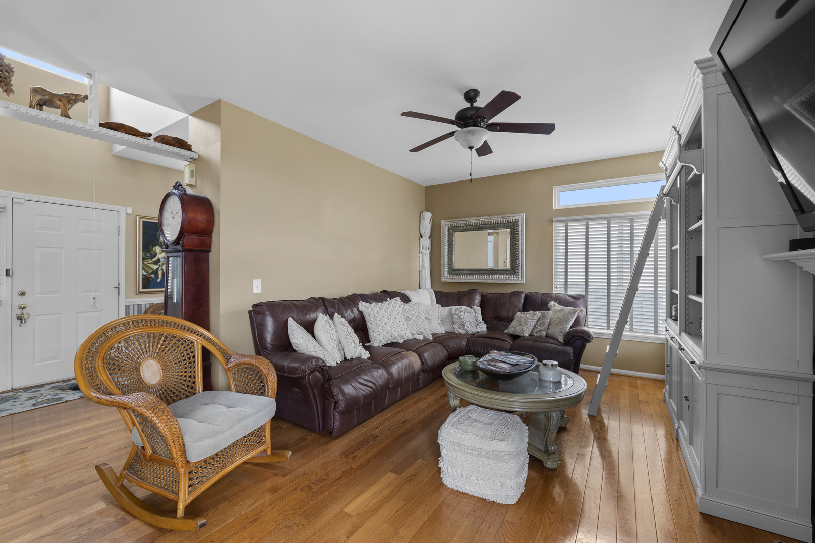 291 South Wildspring Road Round Lake, IL 60073 - Photo 3 of 26 Gallery Image 3