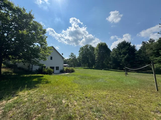 $619,900 | 3573 East 28th Street, White Cloud, MI 49349