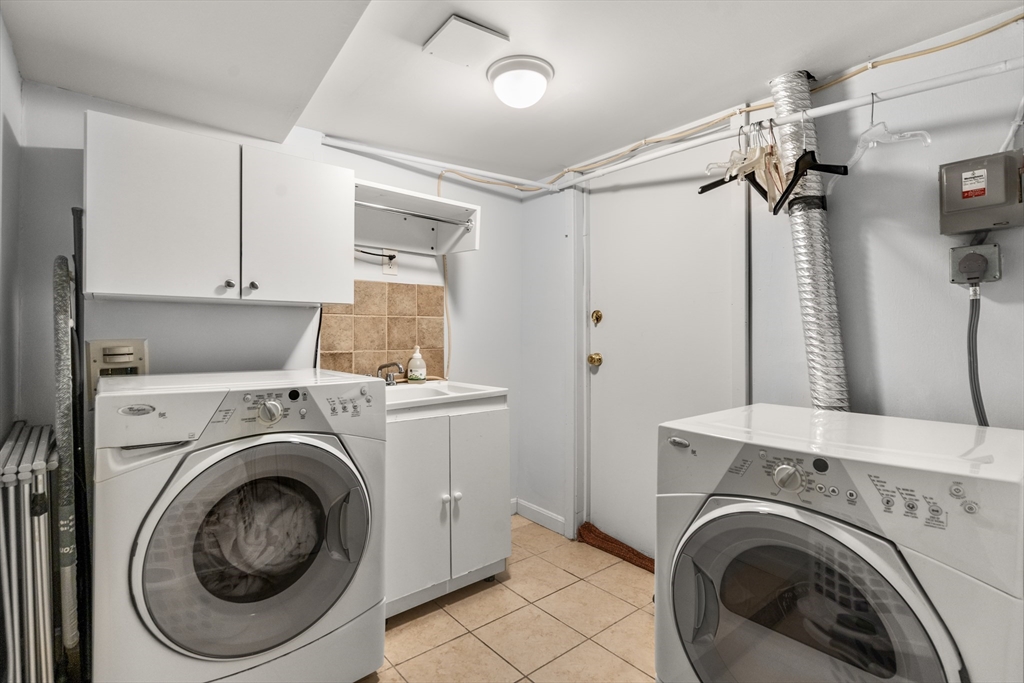 15 Loveland Road, Unit 15 Brookline, MA 02445 - Photo 27 of 29 Gallery Image 27