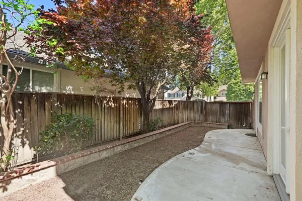 $804,000 | 1300 Eastlake Circle, Tracy, CA 95304