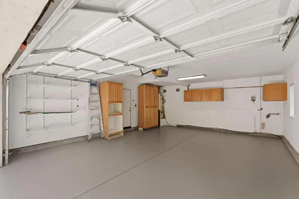 $804,000 | 1300 Eastlake Circle, Tracy, CA 95304