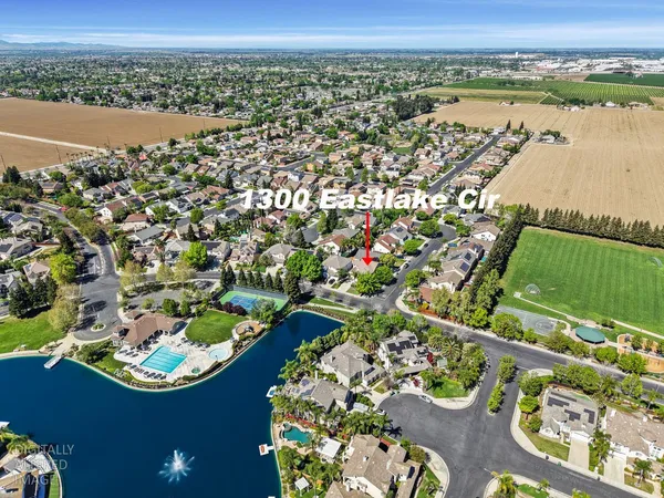 $804,000 | 1300 Eastlake Circle, Tracy, CA 95304