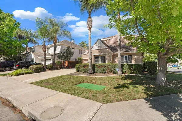 $804,000 | 1300 Eastlake Circle, Tracy, CA 95304