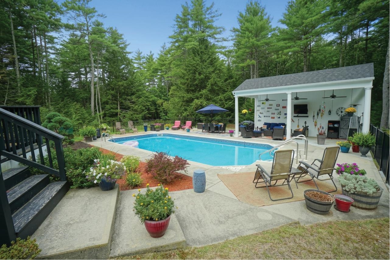 53 Meadow Fox Lane Chester, NH 03036 - Photo 6 of 59