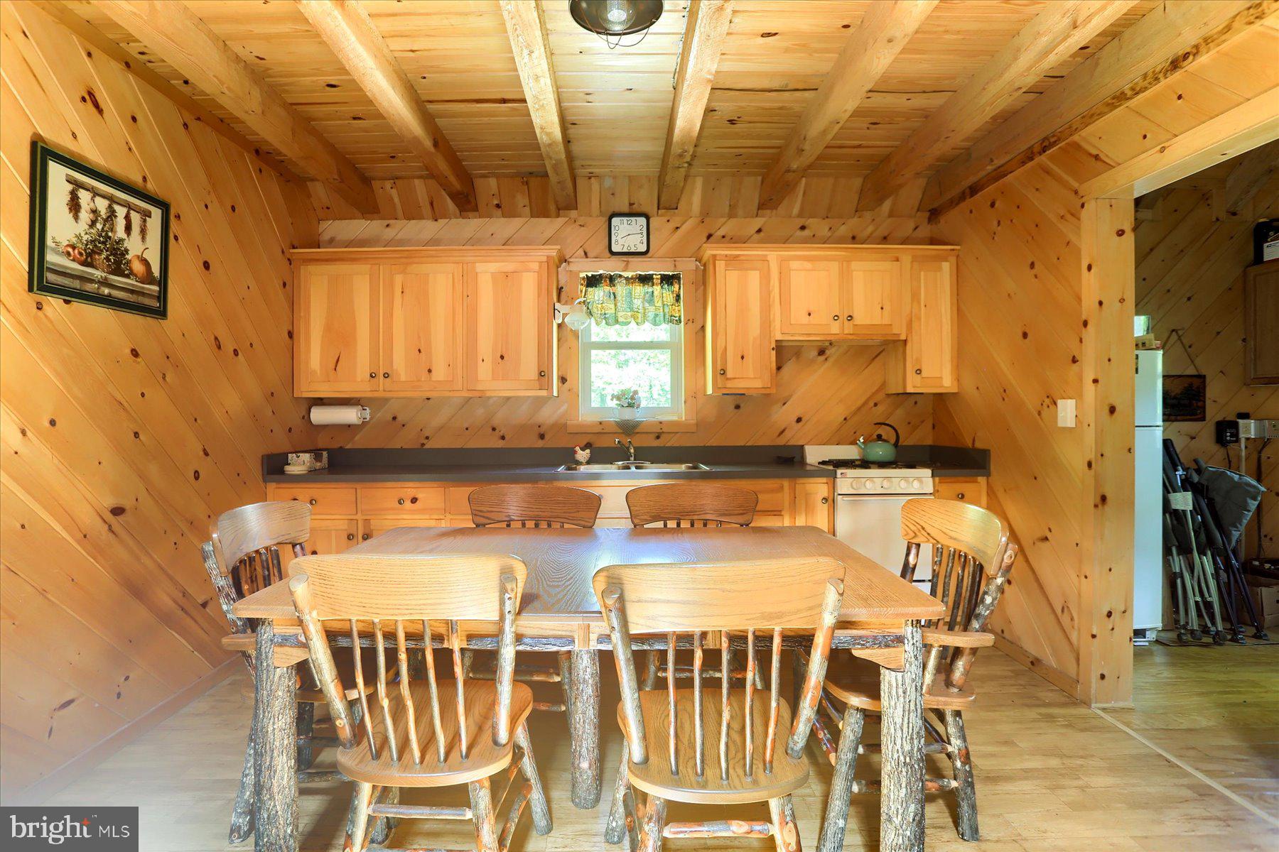605 2nd Narrow Road Blain, PA 17006 - Photo 8 of 38 Gallery Image 8
