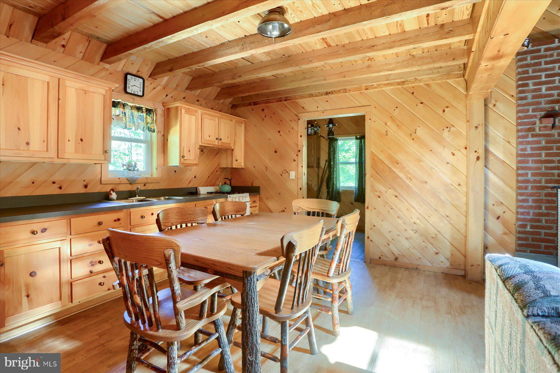605 2nd Narrow Road Blain, PA 17006 - Photo 9 of 38 Gallery Image 9