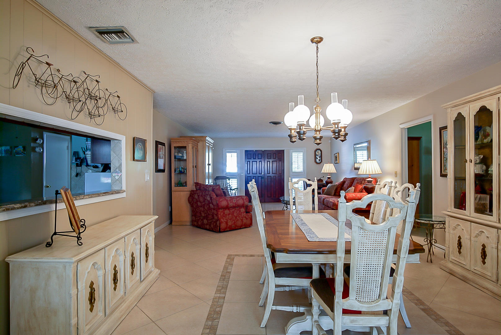290 Southwest Harbor Street Stuart, FL 34997 - Photo 14 of 35 7D6145D3-8E27-4541-A282-315B4E51F073