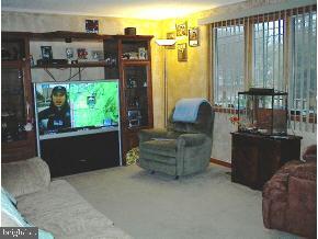 891 Anderson Road Jackson, NJ 08527 - Photo 3 of 8