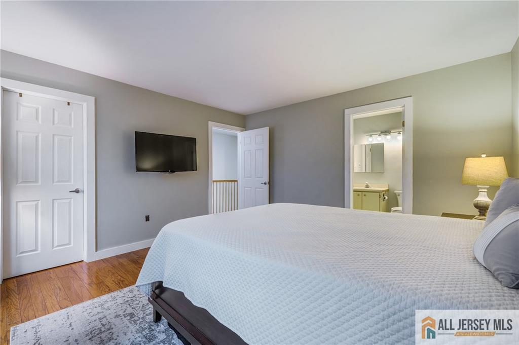 70 Percival Court Old Bridge, NJ 08857 - Photo 11 of 33