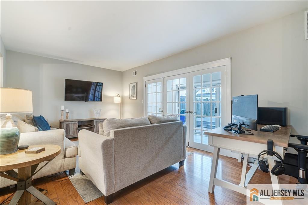 70 Percival Court Old Bridge, NJ 08857 - Photo 3 of 33