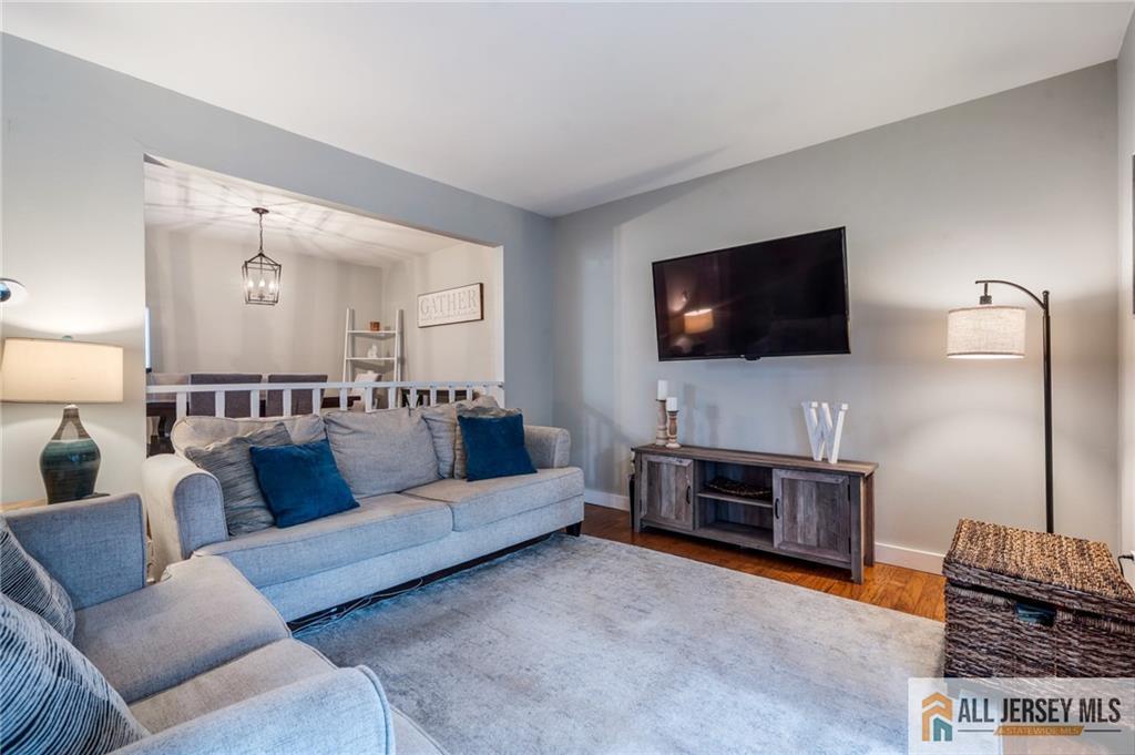 70 Percival Court Old Bridge, NJ 08857 - Photo 5 of 33