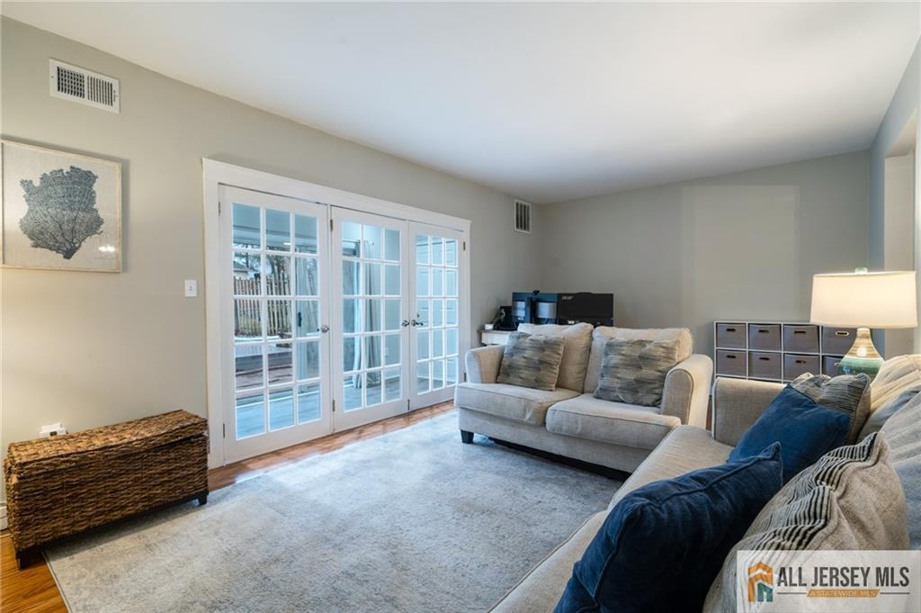 70 Percival Court Old Bridge, NJ 08857 - Photo 9 of 33