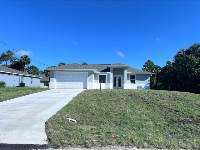 $319,000 | 5044 Wildgoose Circle, LaBelle, FL 33935