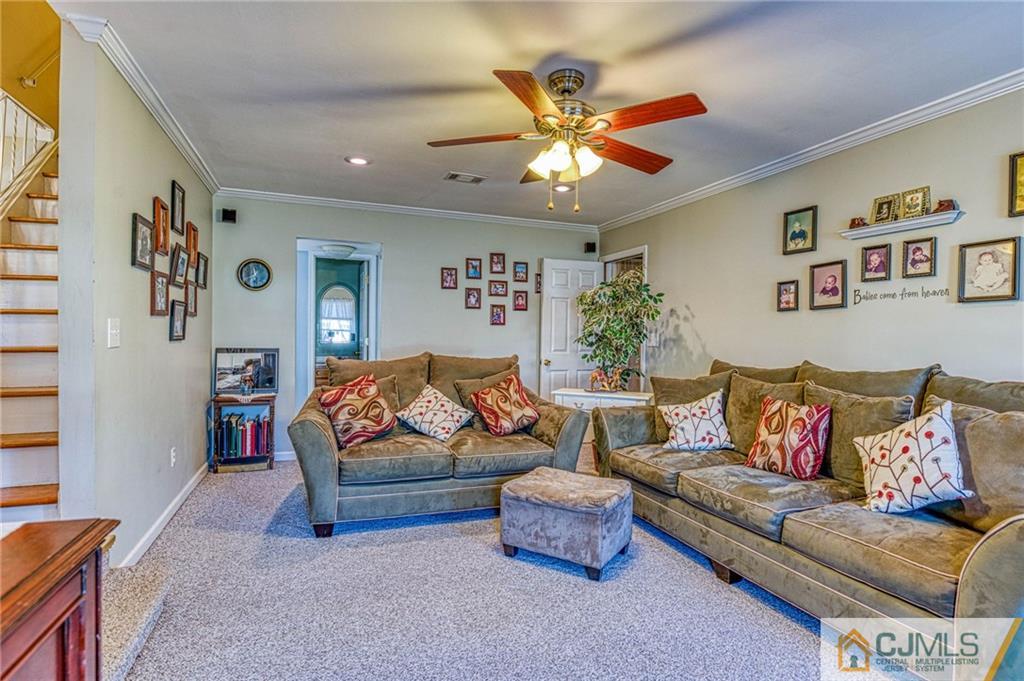 522 Halsey Road North Brunswick, NJ 08902 - Photo 12 of 31 Gallery Image 12