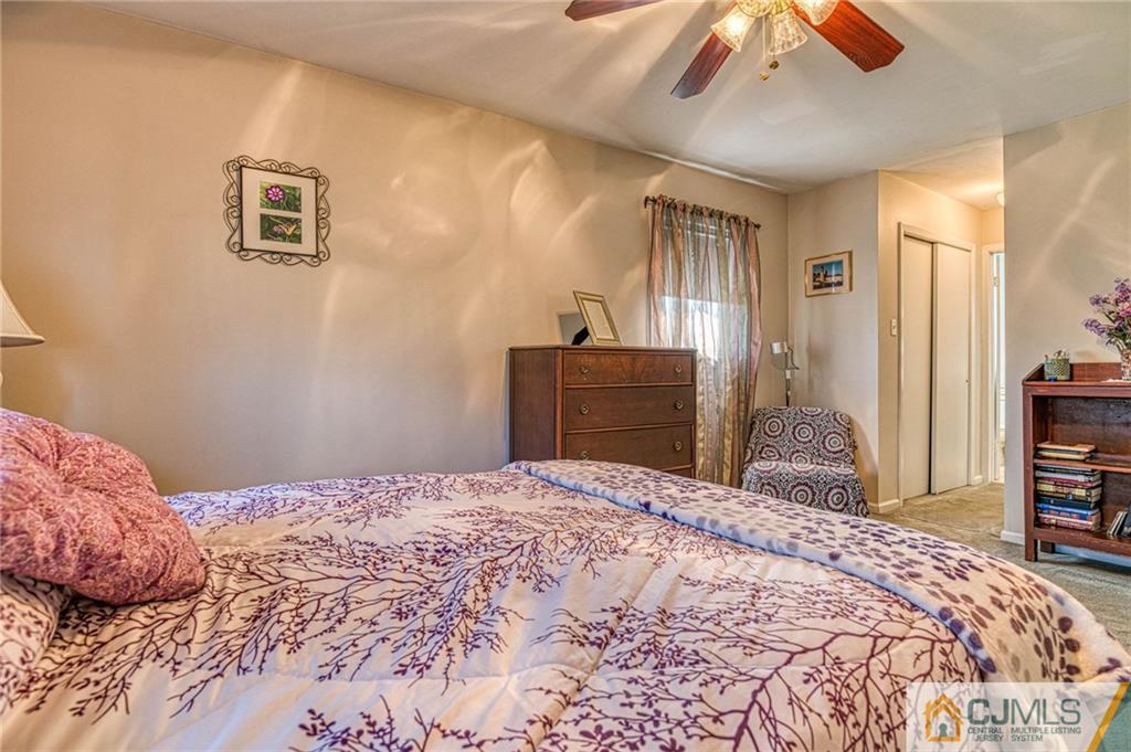 522 Halsey Road North Brunswick, NJ 08902 - Photo 21 of 31 Gallery Image 21