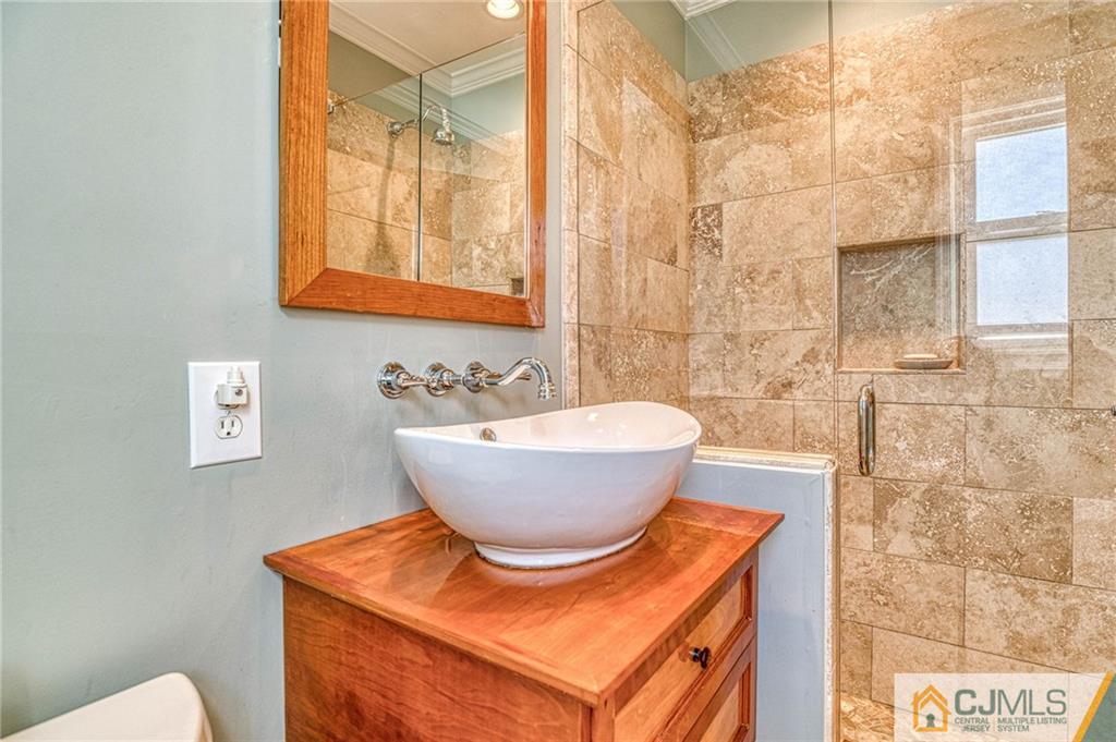 522 Halsey Road North Brunswick, NJ 08902 - Photo 22 of 31 Gallery Image 22