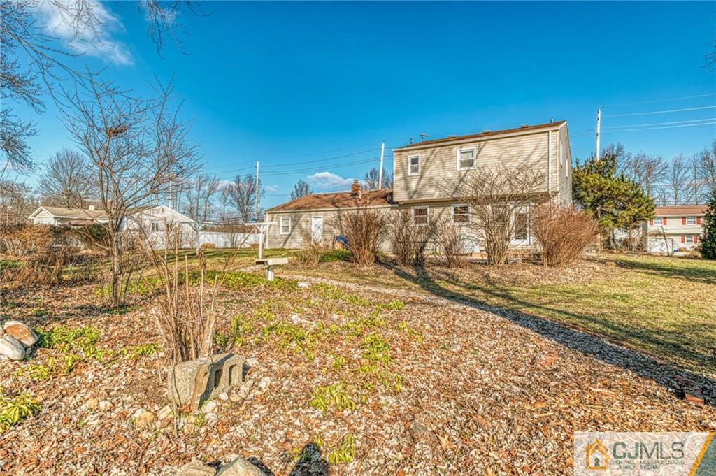 522 Halsey Road North Brunswick, NJ 08902 - Photo 28 of 31 Gallery Image 28