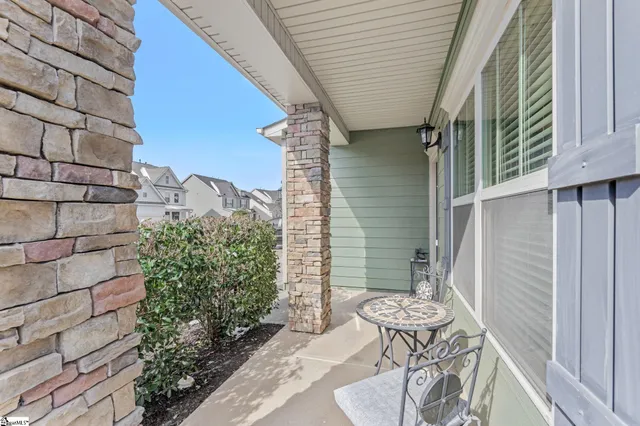 $395,000 | 362 Bridge Crossing Drive, Simpsonville, SC 29681