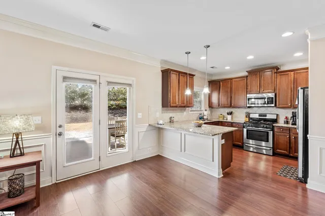 $395,000 | 362 Bridge Crossing Drive, Simpsonville, SC 29681