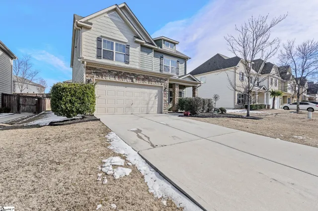 $395,000 | 362 Bridge Crossing Drive, Simpsonville, SC 29681