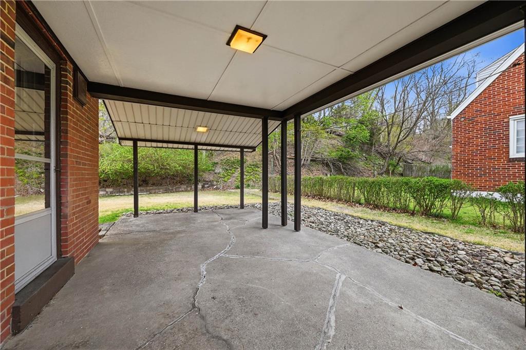 824 Vilsack Road Glenshaw, PA 15116 - Photo 18 of 44 a view of a garden