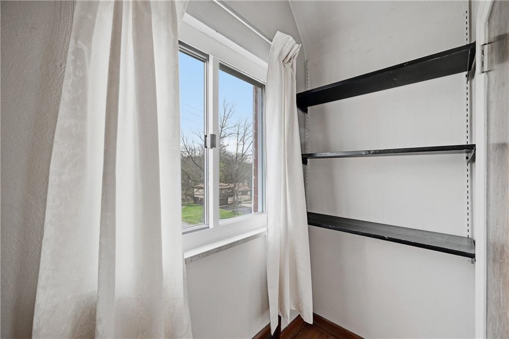 824 Vilsack Road Glenshaw, PA 15116 - Photo 31 of 44 a view of walk in closet with empty racks