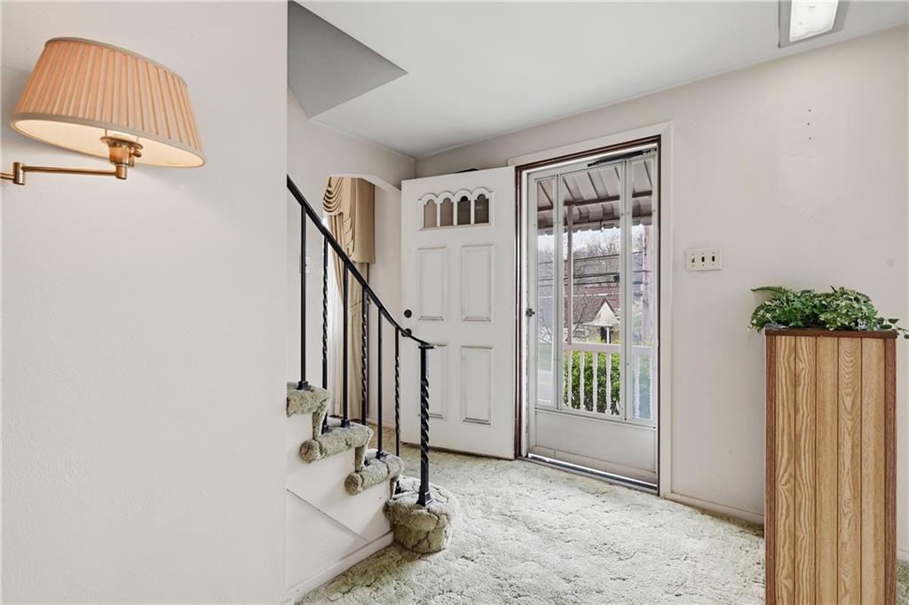 824 Vilsack Road Glenshaw, PA 15116 - Photo 5 of 44 a view of entryway with livingroom