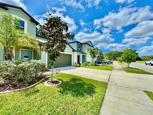 $3,200 | 7309 Canterbury Bells Court, Tampa, FL 33619
