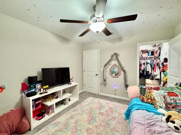 $3,200 | 7309 Canterbury Bells Court, Tampa, FL 33619