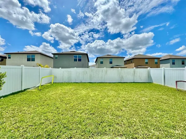 $3,200 | 7309 Canterbury Bells Court, Tampa, FL 33619
