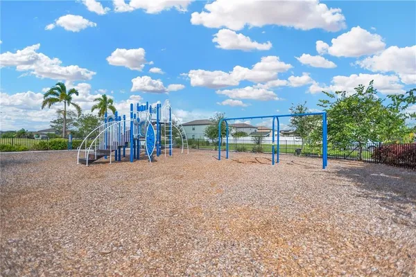 $3,200 | 7309 Canterbury Bells Court, Tampa, FL 33619