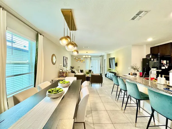 $3,200 | 7309 Canterbury Bells Court, Tampa, FL 33619