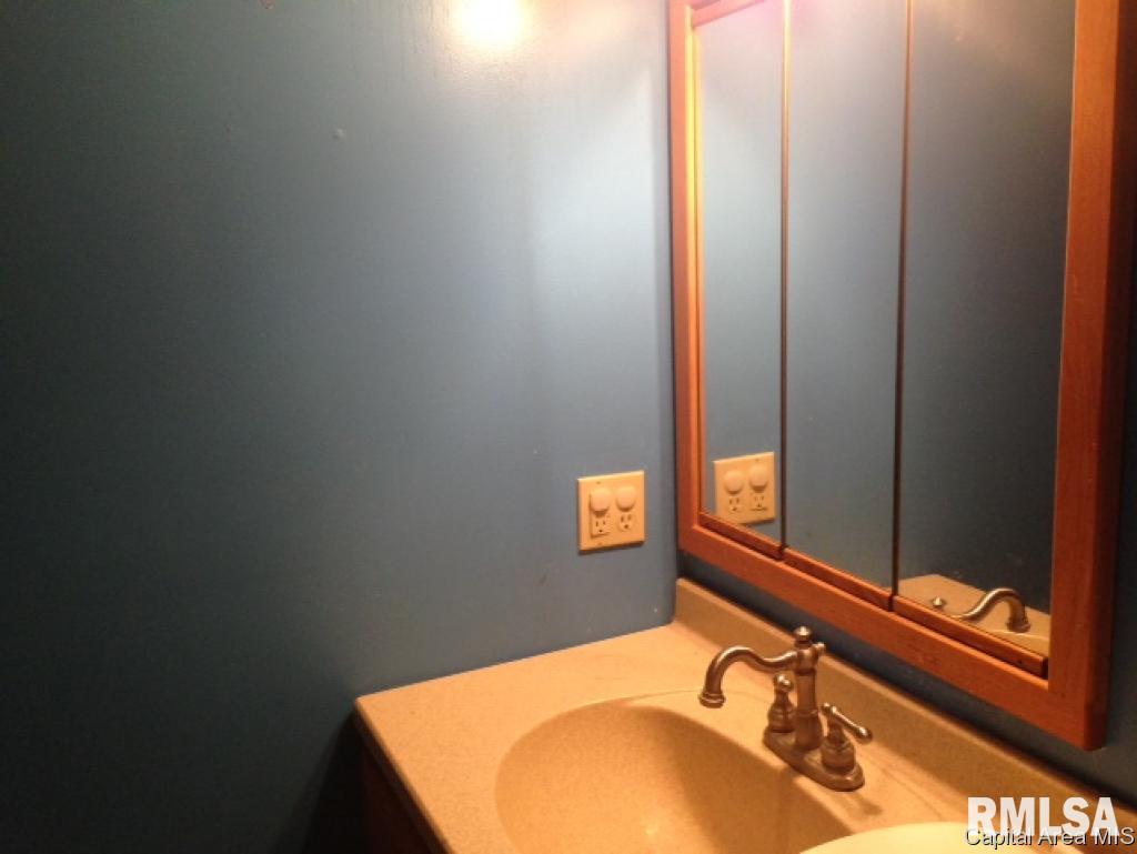 1901 North Albany Street Springfield, IL 62702 - Photo 24 of 35