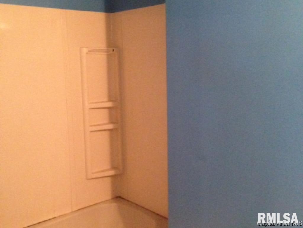1901 North Albany Street Springfield, IL 62702 - Photo 25 of 35