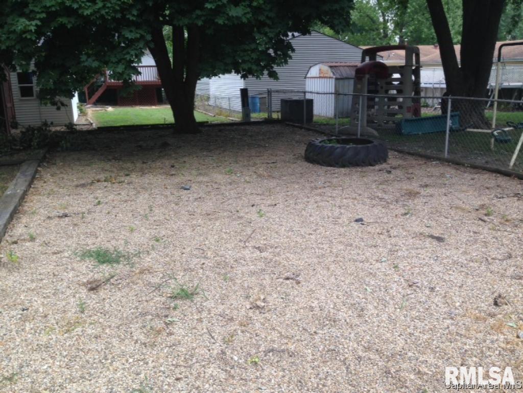 1901 North Albany Street Springfield, IL 62702 - Photo 34 of 35