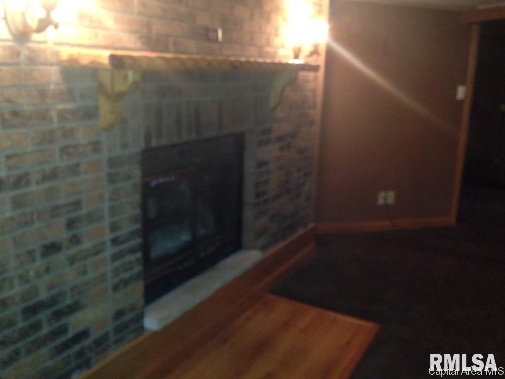 1901 North Albany Street Springfield, IL 62702 - Photo 4 of 35