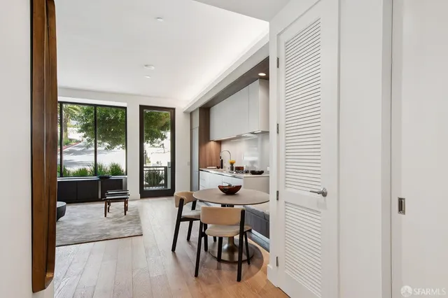$598,000 | 1 Bristol Court, Unit 202, San Francisco, CA 94130