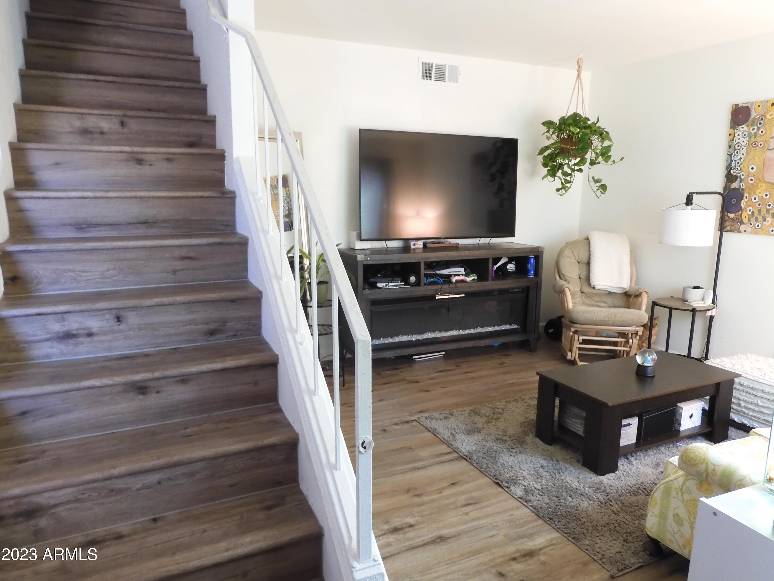 3511 East Baseline Road, Unit 1078 Phoenix, AZ 85042 - Photo 18 of 48 Living Room