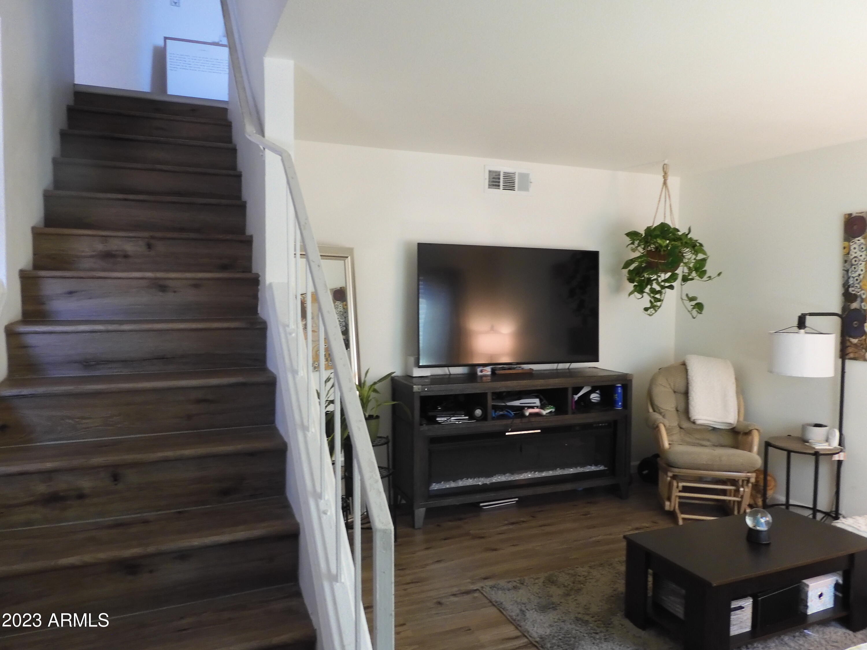 3511 East Baseline Road, Unit 1078 Phoenix, AZ 85042 - Photo 4 of 48 Living Room