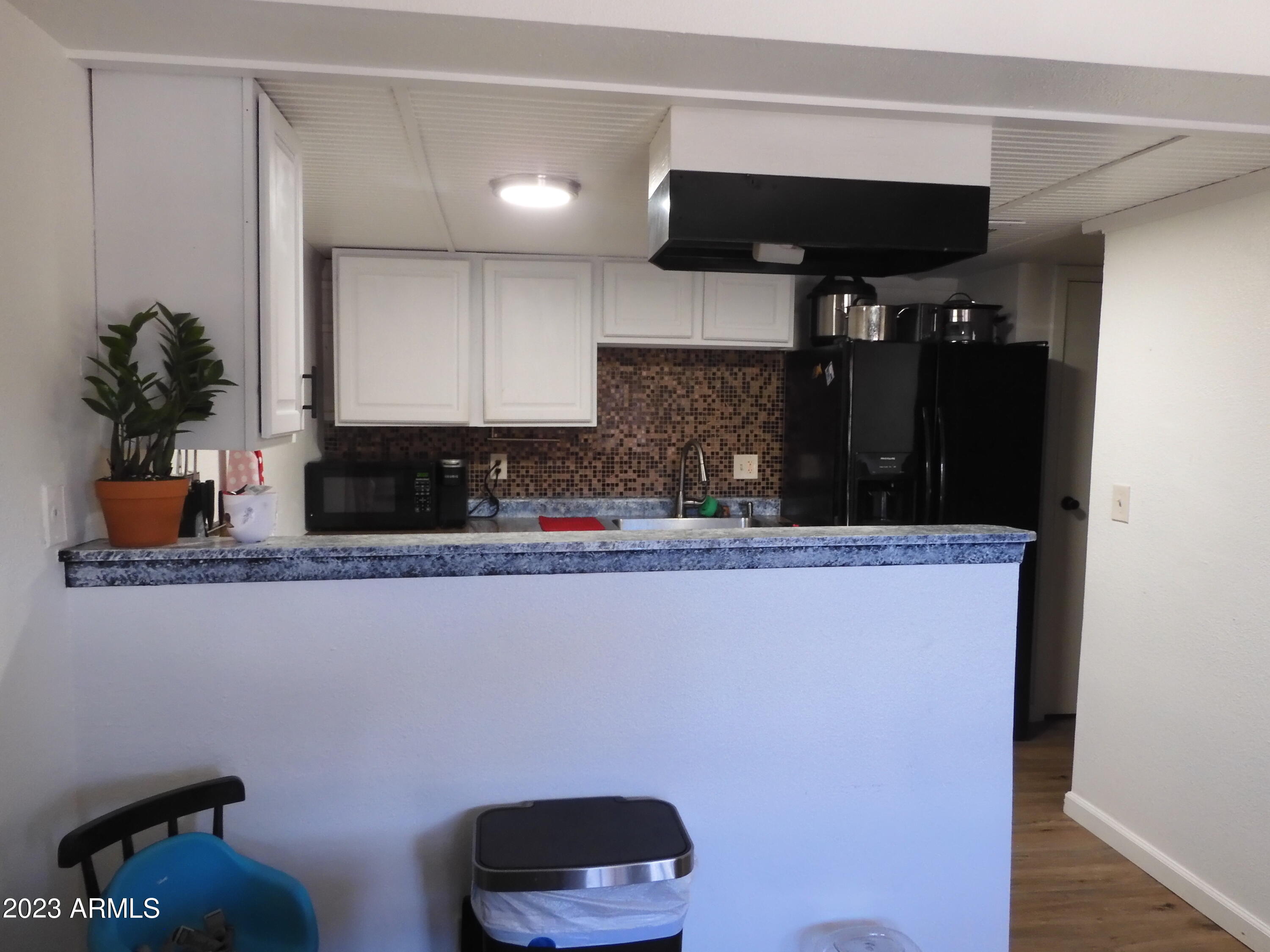 3511 East Baseline Road, Unit 1078 Phoenix, AZ 85042 - Photo 7 of 48 View of the Kitchen
