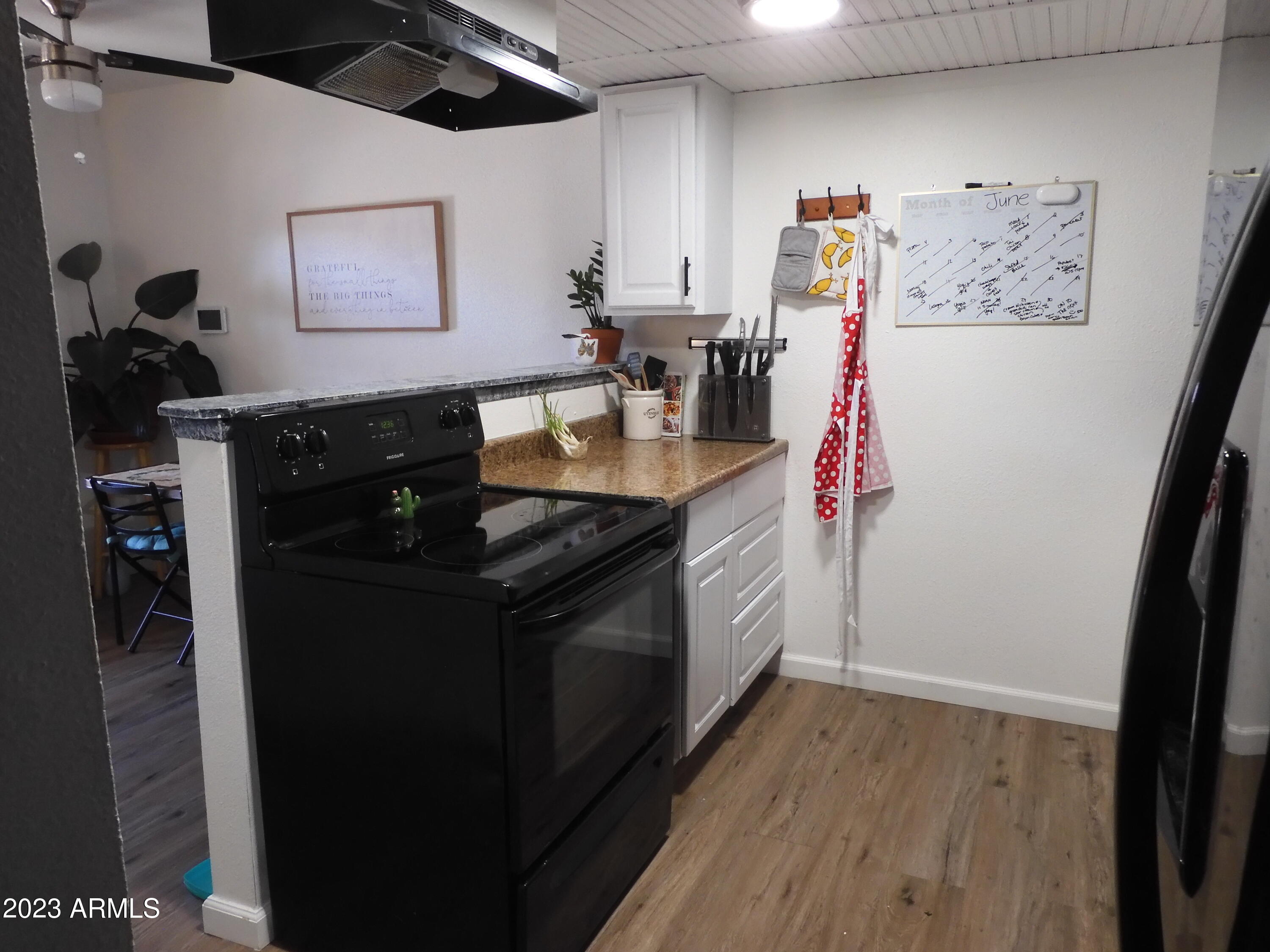 3511 East Baseline Road, Unit 1078 Phoenix, AZ 85042 - Photo 9 of 48 Kitchen