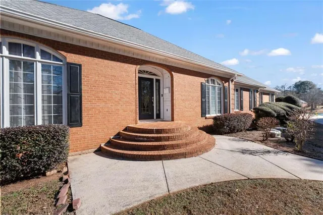 $594,000 | 405 Savannah Circle, Jonesboro, GA 30236