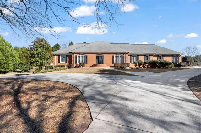 $594,000 | 405 Savannah Circle, Jonesboro, GA 30236