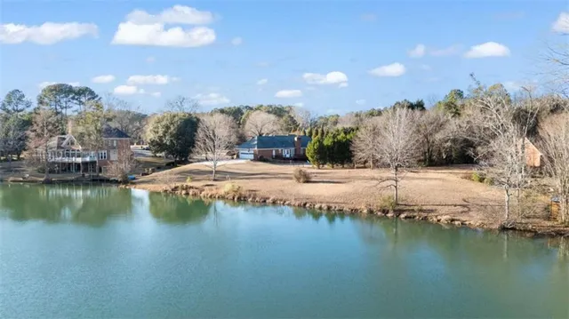 $594,000 | 405 Savannah Circle, Jonesboro, GA 30236