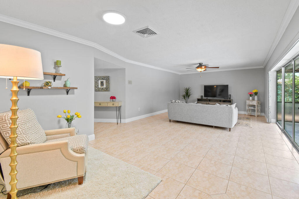 12652 Ellison Wilson Road North Palm Beach, FL 33408 - Photo 13 of 43 Living Room