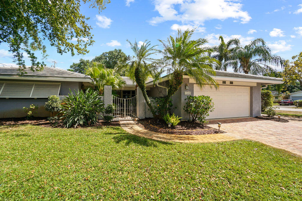 12652 Ellison Wilson Road North Palm Beach, FL 33408 - Photo 5 of 43 Front